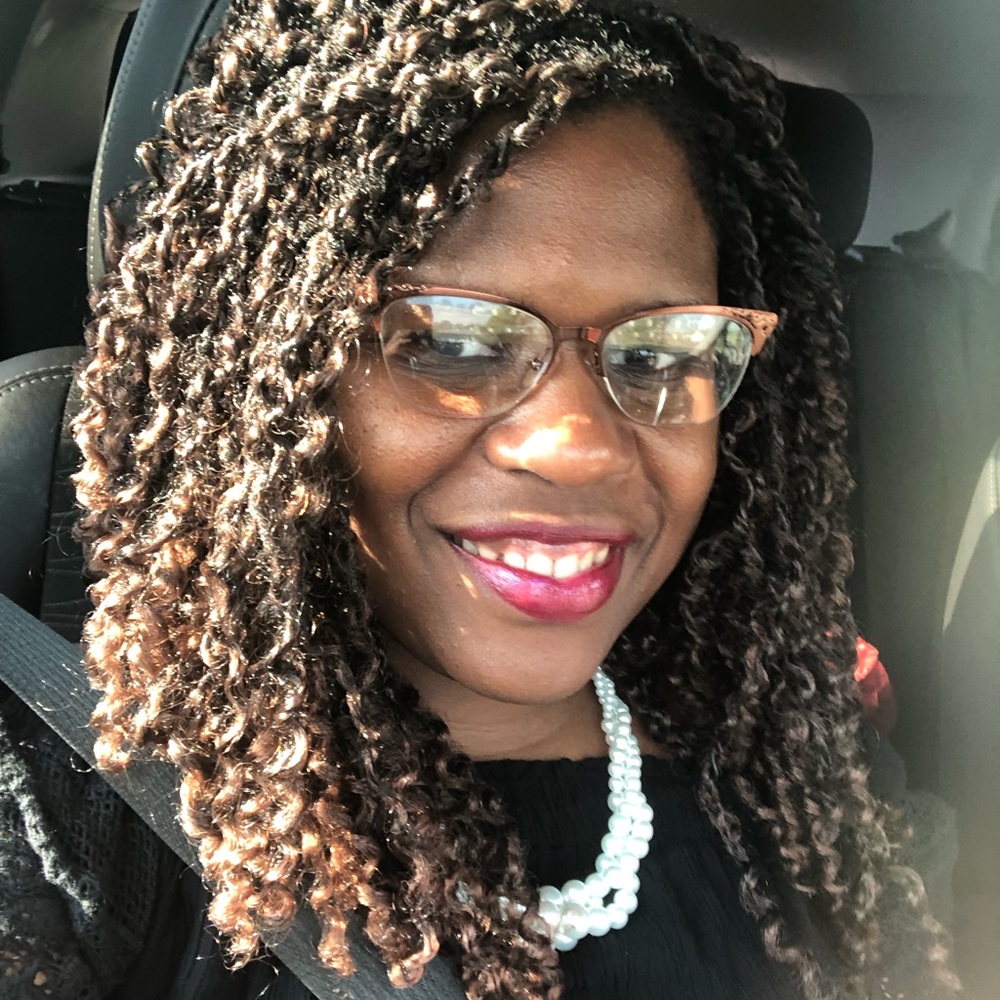 Meet your Posher, Myeshia